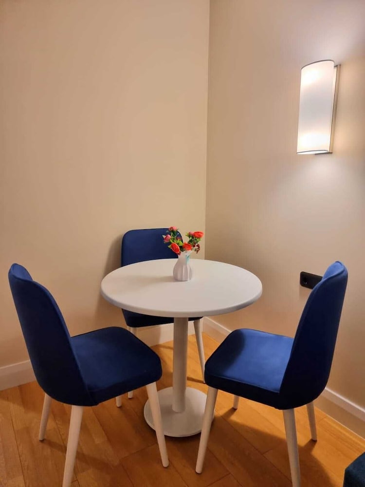 Фото Orbi Hotel Apartments