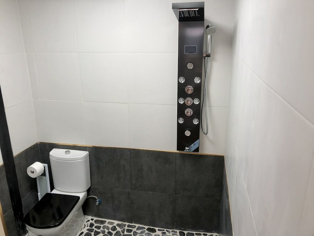 Фото Rooms in Seafront Villa