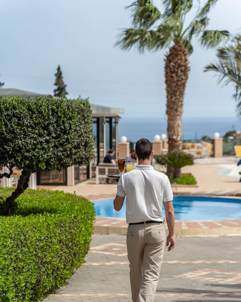 Фото Asterias Village Resort