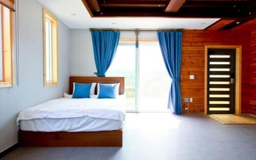 Гостиница Geojedo Daehyang Pension