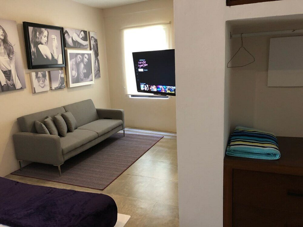 Фото Downtown Suites Cancun