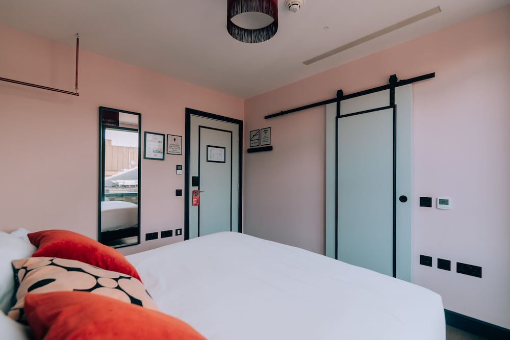 Фото Selina Camden