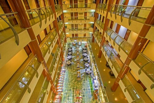 Внешний вид отеля Citadel Sarovar Portico Bengaluru в Бангалоре, фото 2