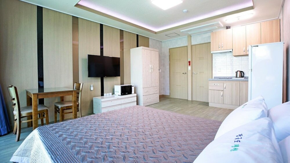 Фото Yeosu Janggun Island Pension