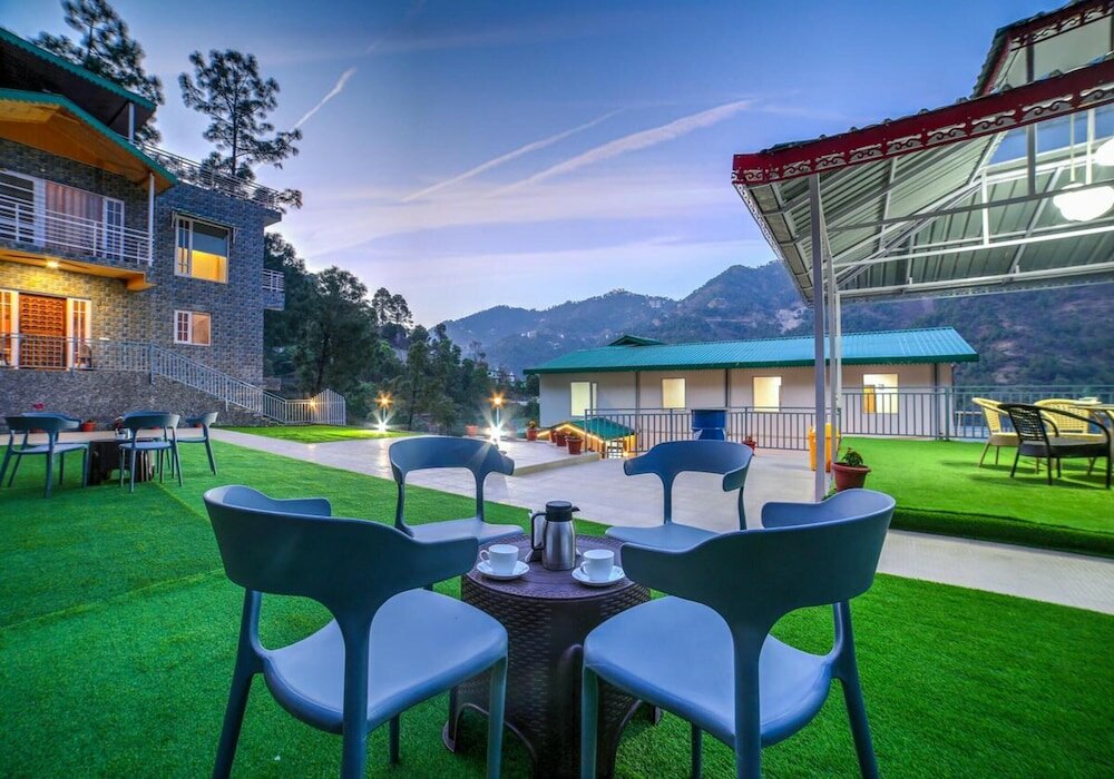 Фото отеля 1