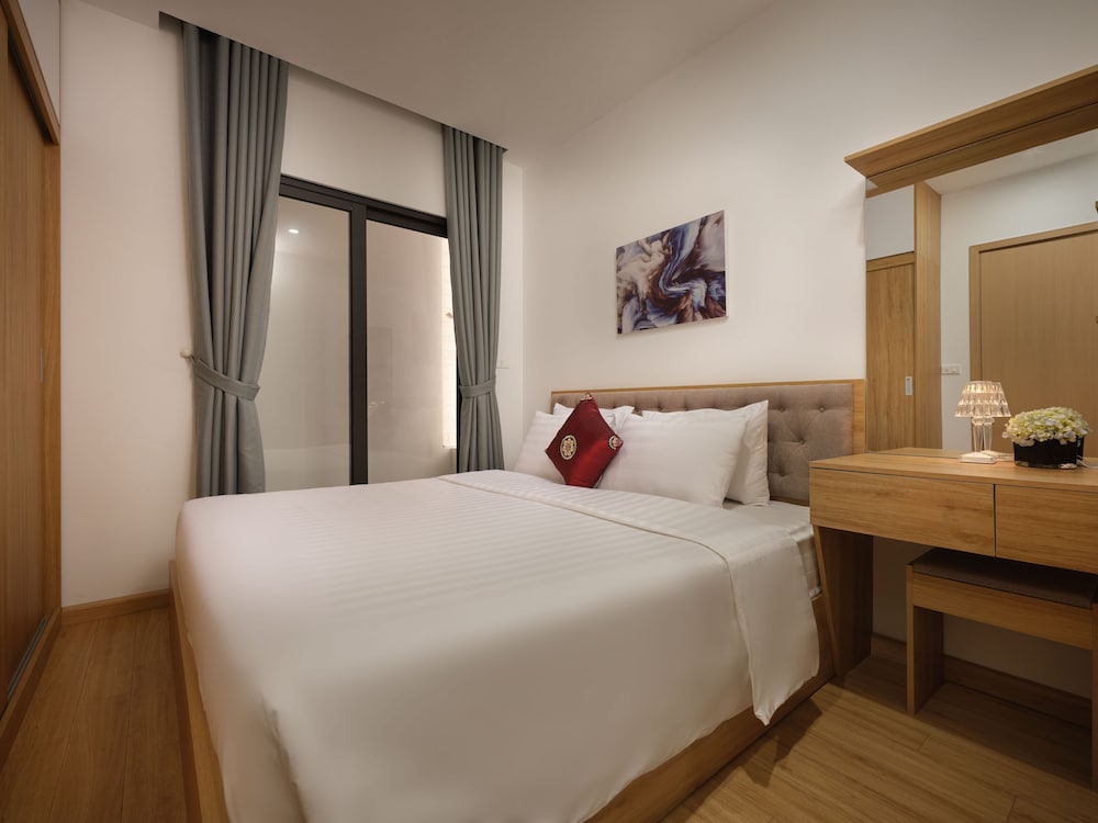 Фото MoonLight Tay Ho