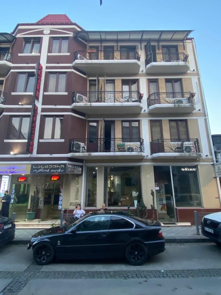 Фото отеля 3