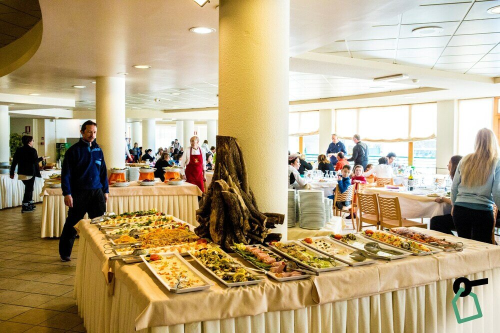 Фото Hotiday Hotel Sestriere