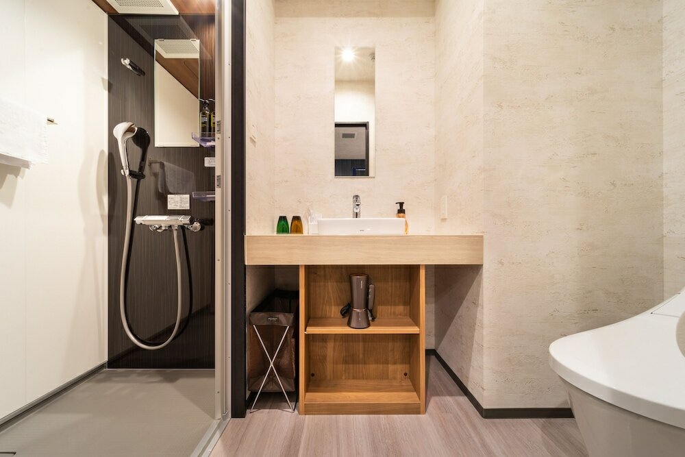 Фото Wellstay Namba