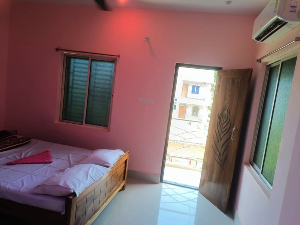 Фото Goroomgo Chandan Lodge Puri