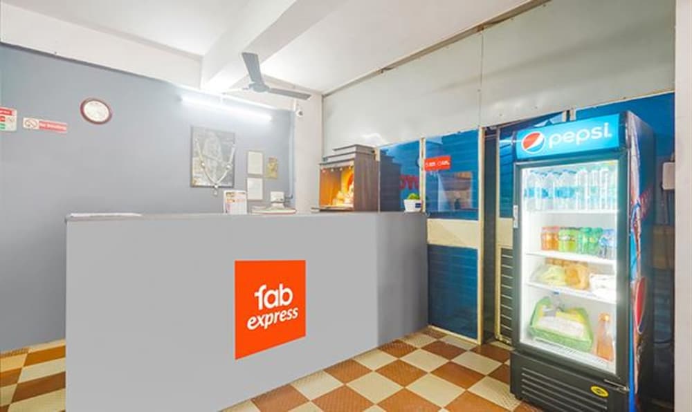 Фото Fabexpress Shraddha Inn