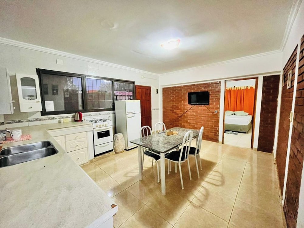 Фото Hiraya Apart Hotel