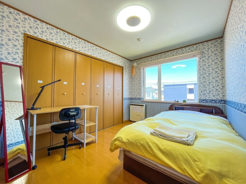 Фото Crane Tsuru