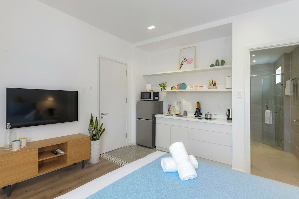 Фото Christinas Hotel & Cafe