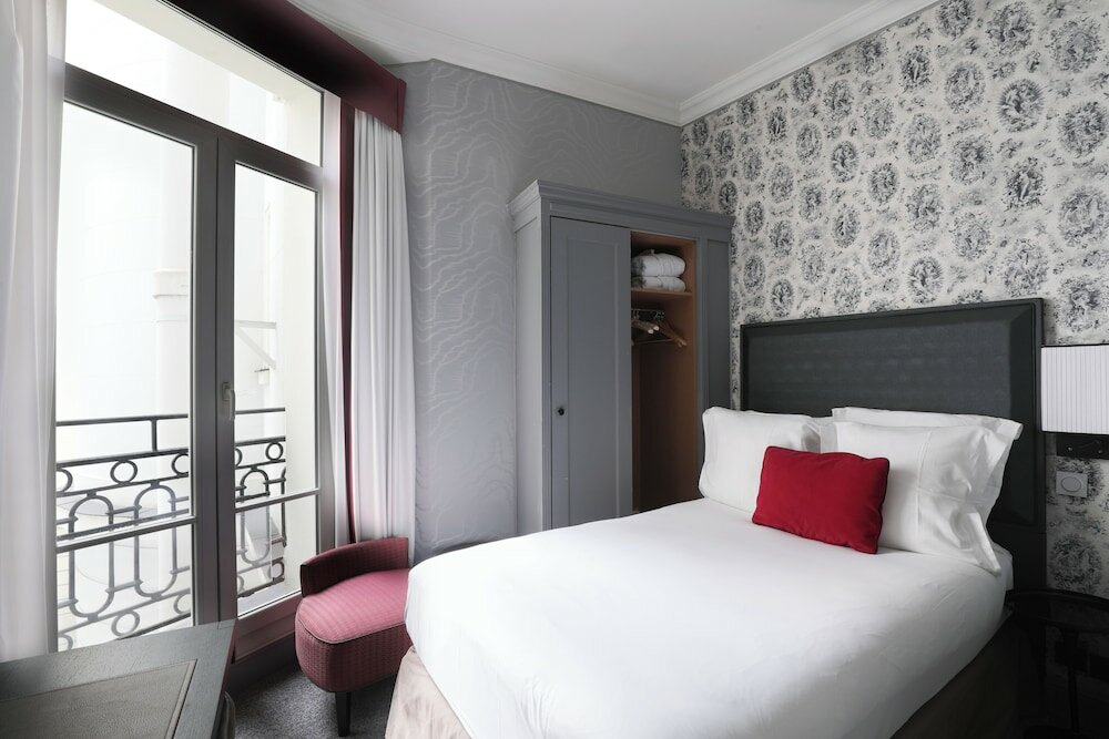 Фото Maison Astor Paris Curio Collection by Hilton