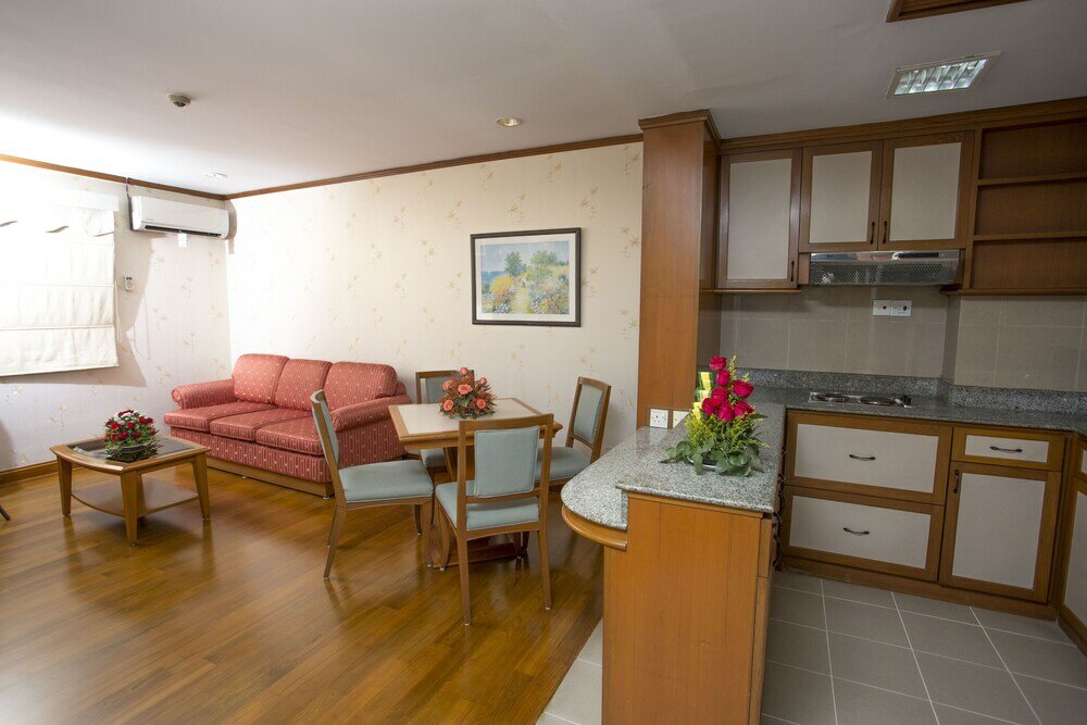 Фото One Myanmar Resort Yangon