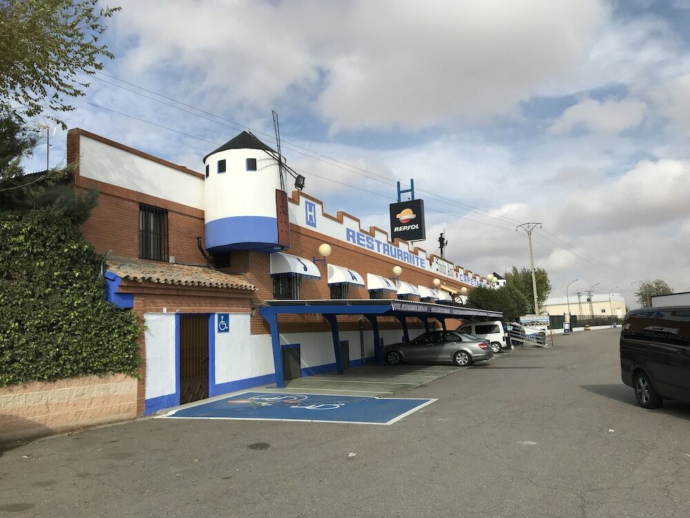 Фото Santa Ana Hostal