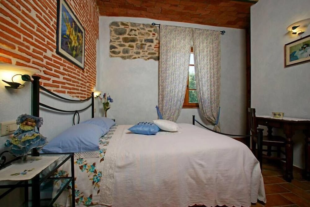 Фото Agriturismo La Marianella