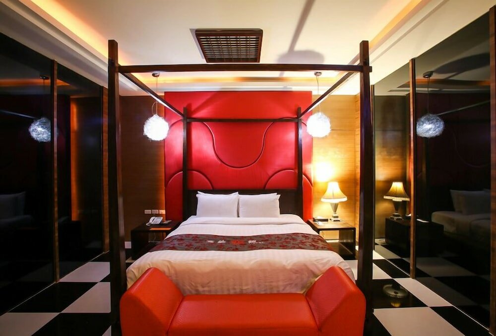 Фото Hip SPA Motel