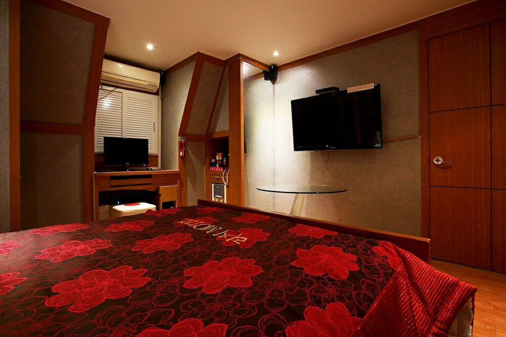 Фото Hwagok Rich