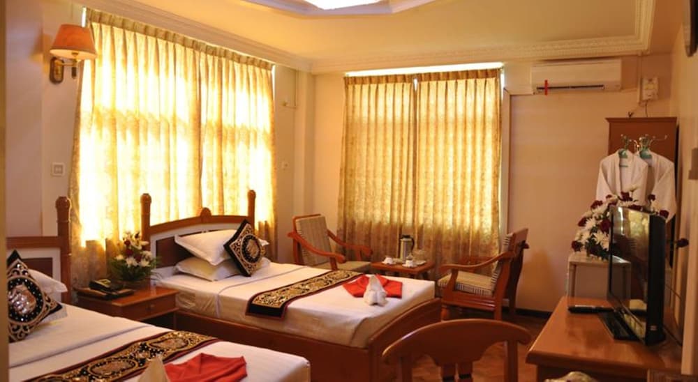 Фото Golden City Crown Hotel