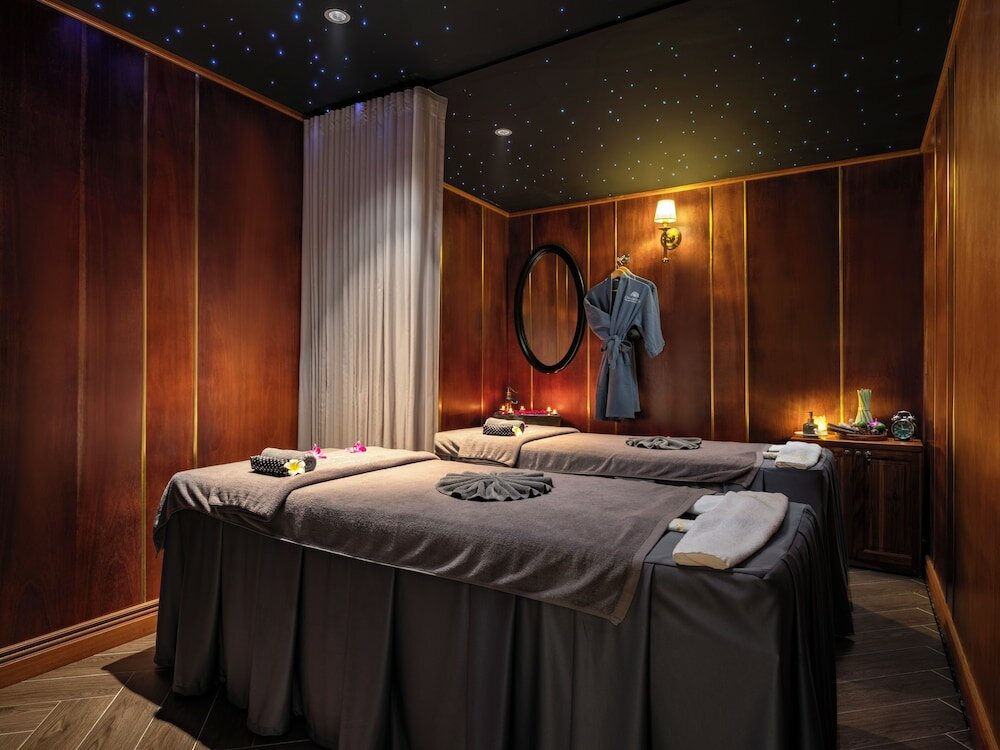 Фото Grand Hotel Du Lac Hanoi