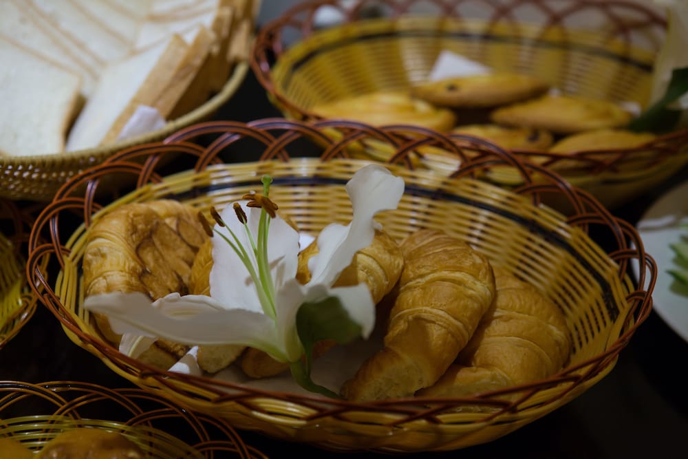 Фото Parklane Hanoi Hotel