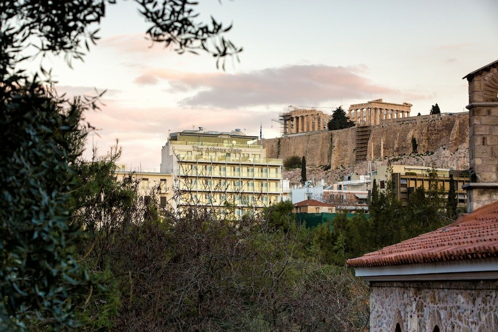Фото The Athens Gate Hotel