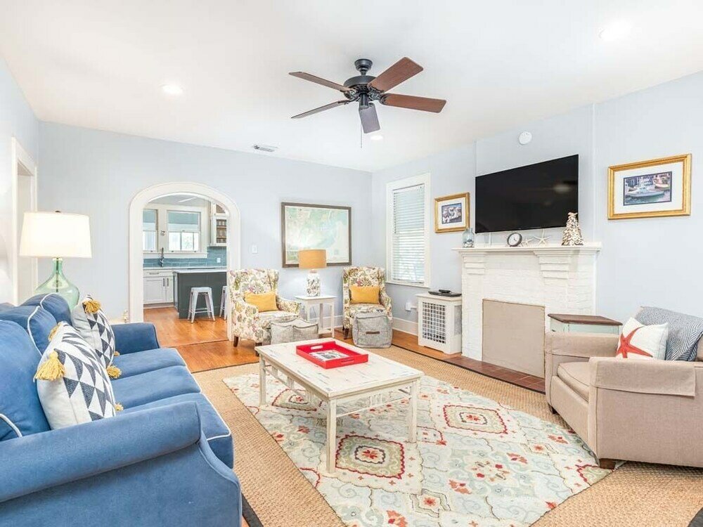 Фото Butler Beach Cottage