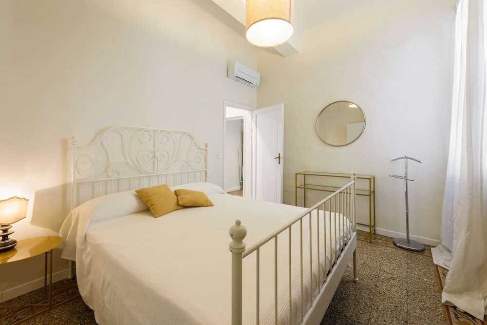 Фото Classic Romana