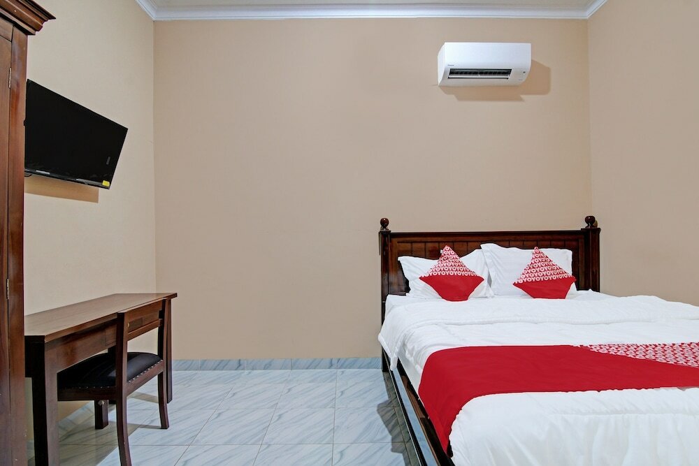 Фото Oyo 92223 Alfatar Homestay Syariah