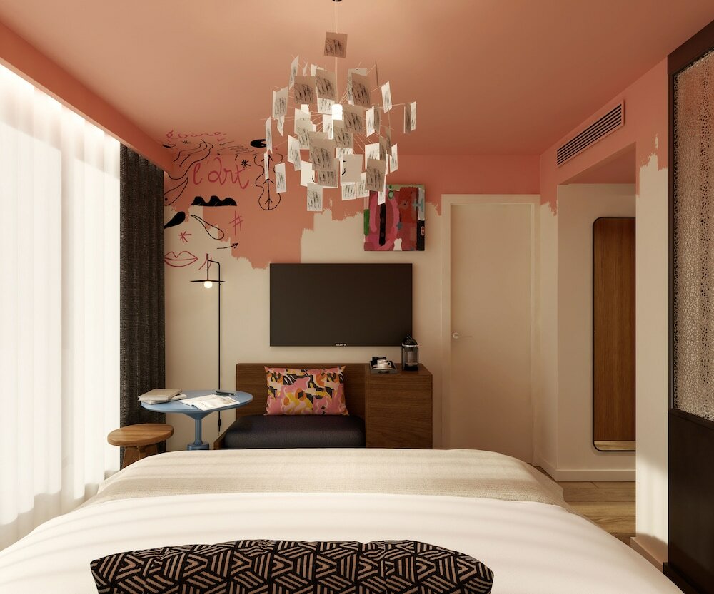 Фото Hôtel Les Artistes