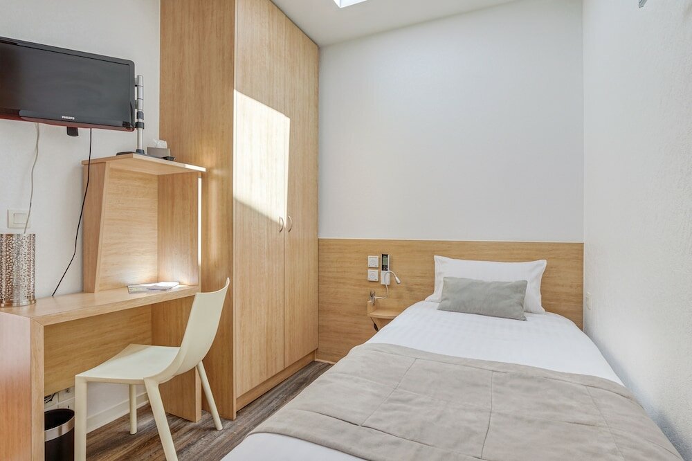 Фото Hotel des Voyageurs