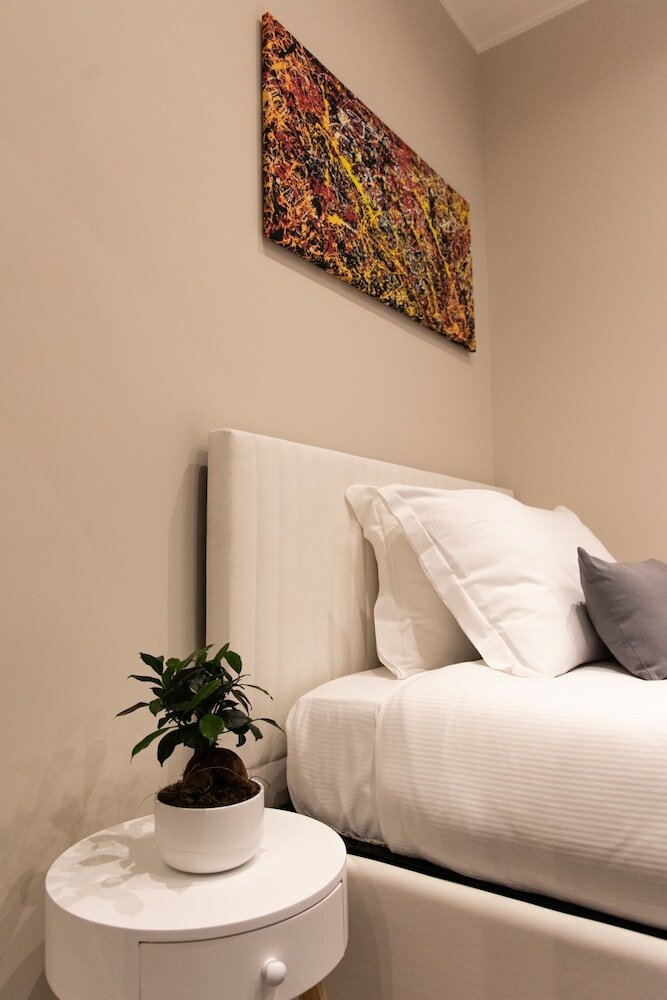 Фото Xxiv Domus Luxury Suites