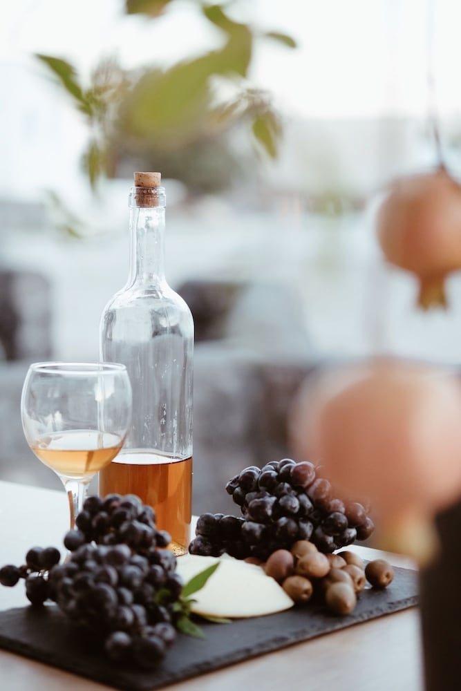 Фото Alafropetra Luxury Suites