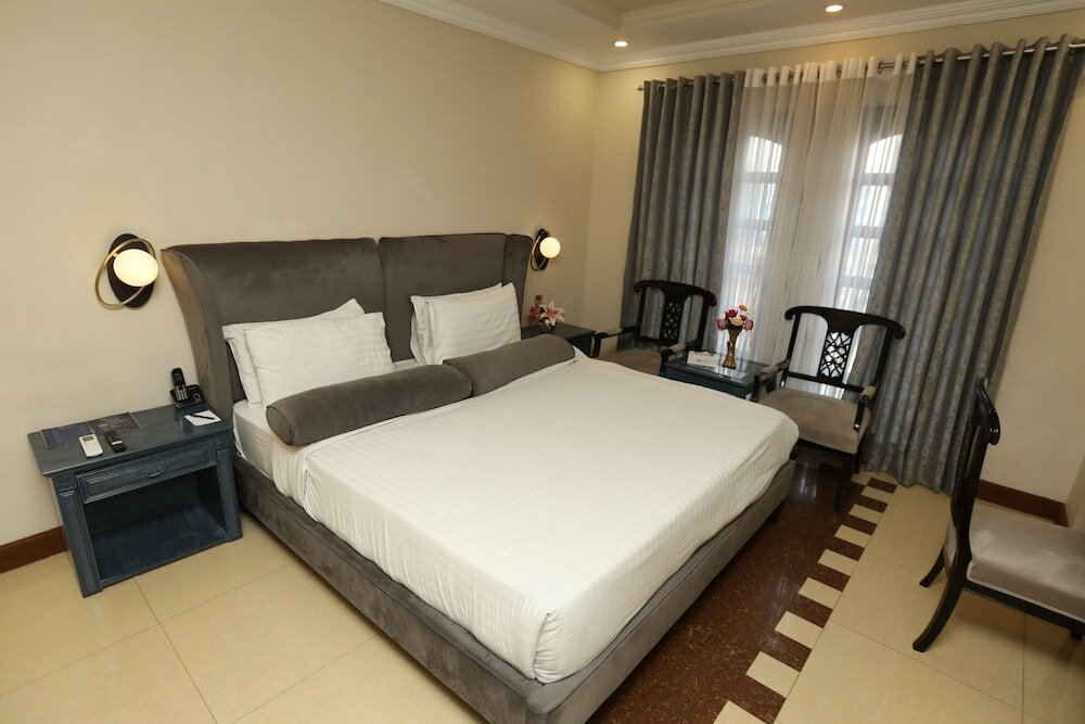 Фото Magnum Swiss Inn