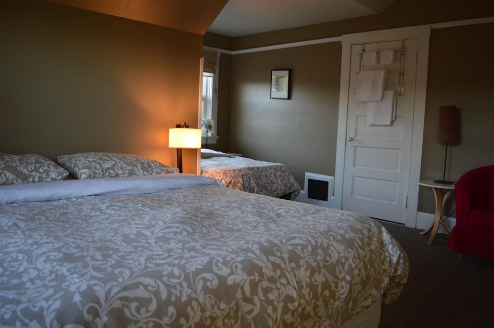 Фото Portland International Guesthouse