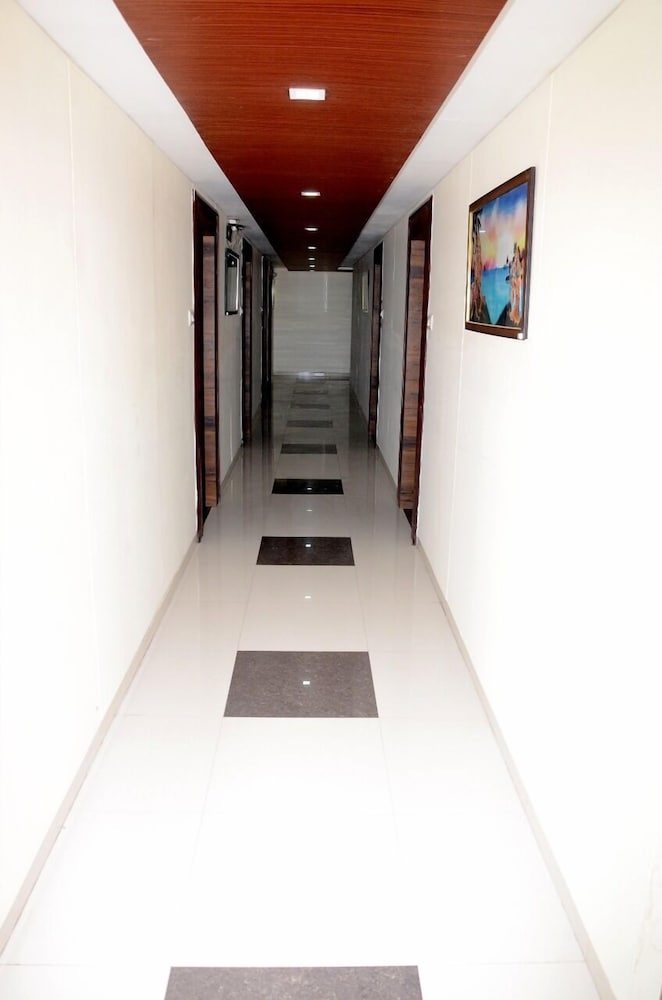 Фото The New Holiday II