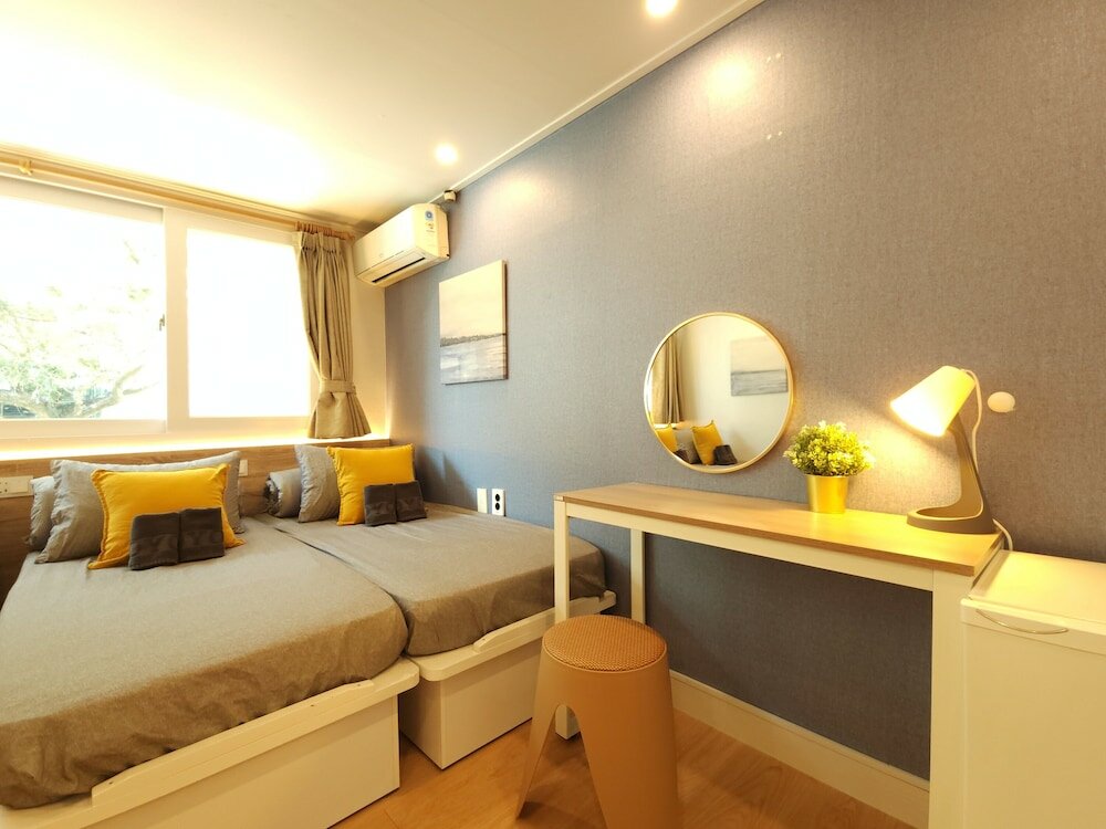 Фото Oyo Myeongdong 5 Lodge