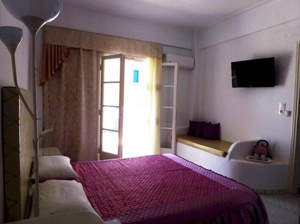 Фото Bougainvillea Suites