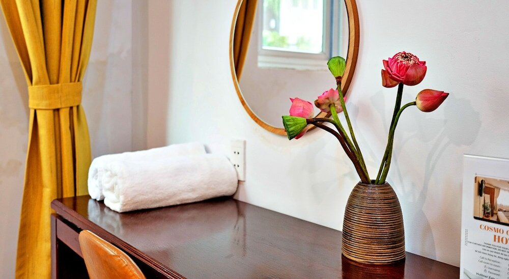 Фото Hanz Cosmos Central Hotel