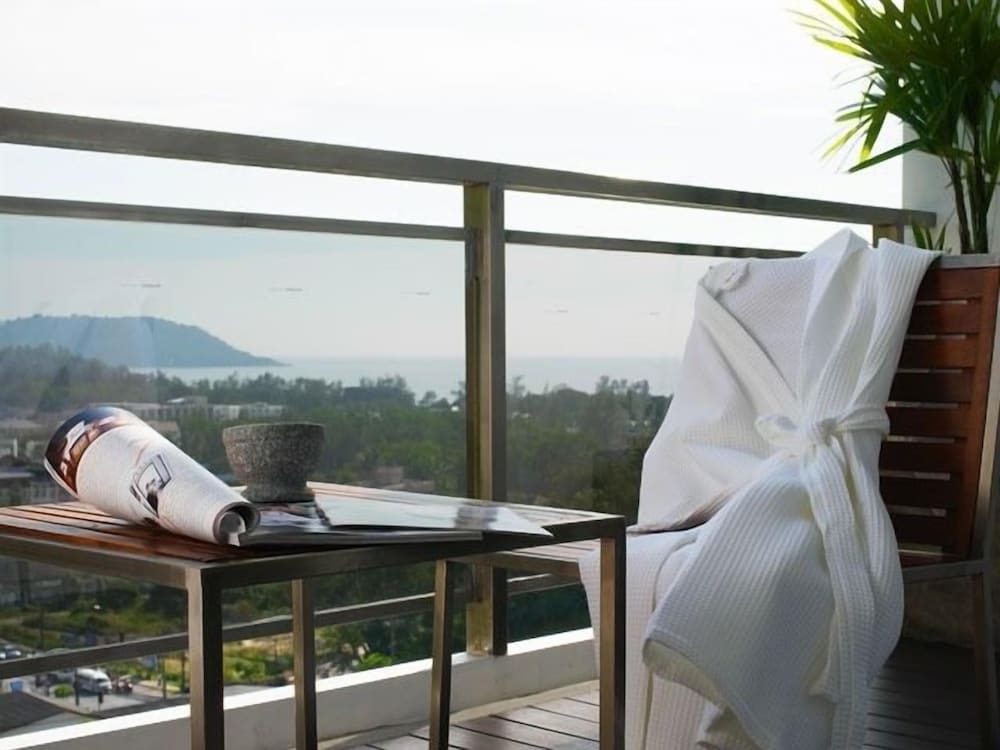 Фото Lae Lay Suites