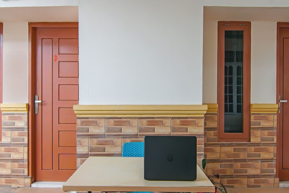 Фото Spot On 92093 Feri Homestay