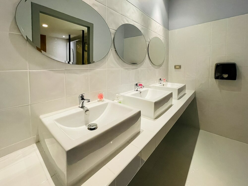 Фото Rabbitel Phuket