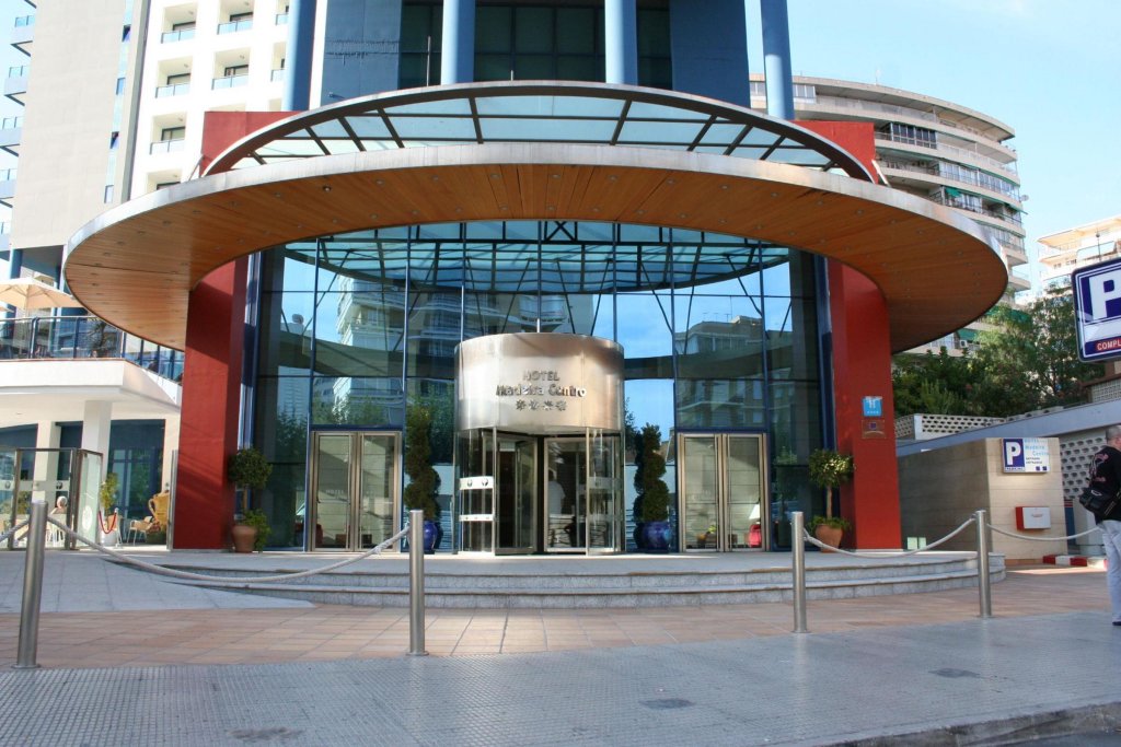 Фото отеля 2