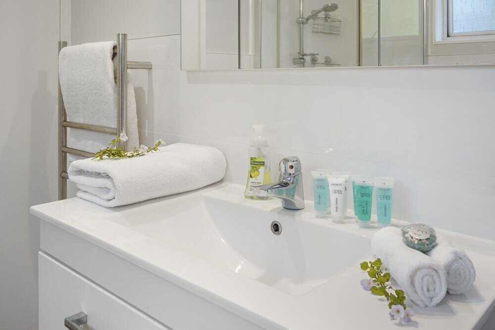 Фото Bright & Sunny Meadowbank - Gardens