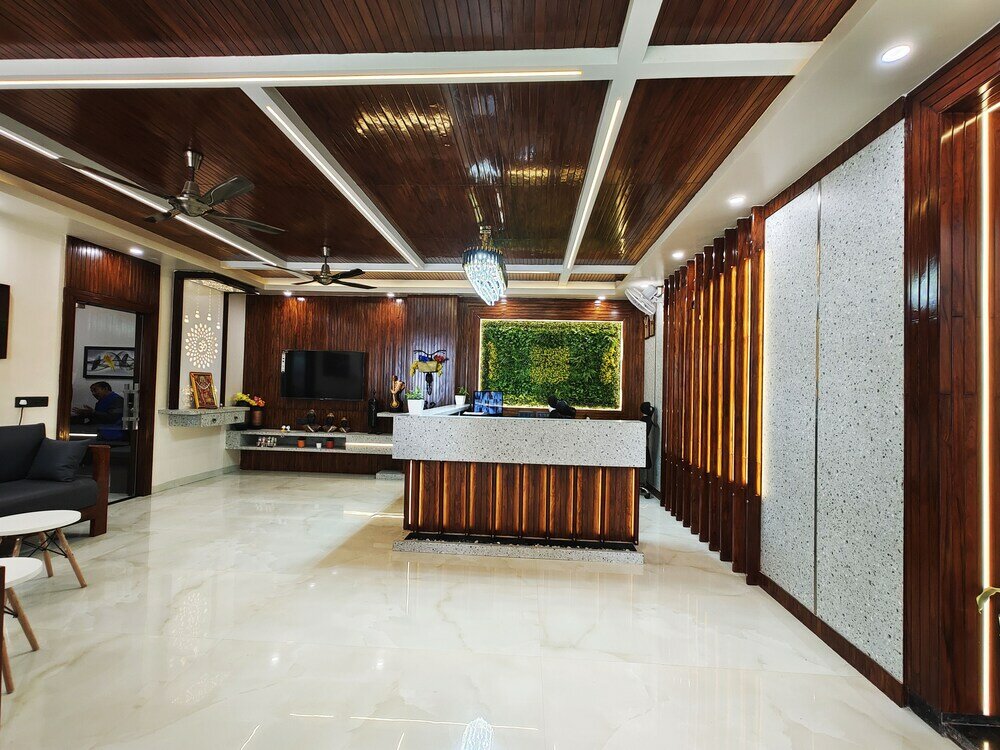 Фото Radha Residency by ShriGo Hotels