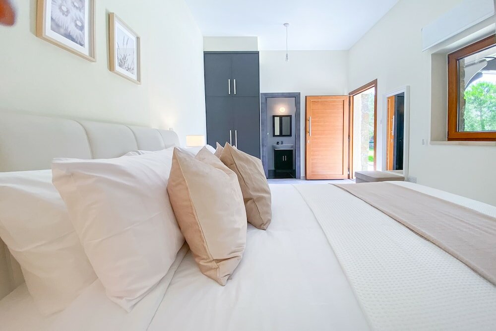 Фото Phaedrus Living Luxury Villa Kathikas