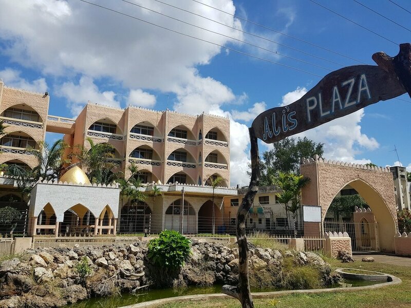Гостиница Alis Plaza