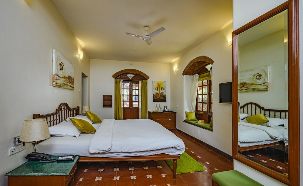 Фото Neemrana's Three Waters